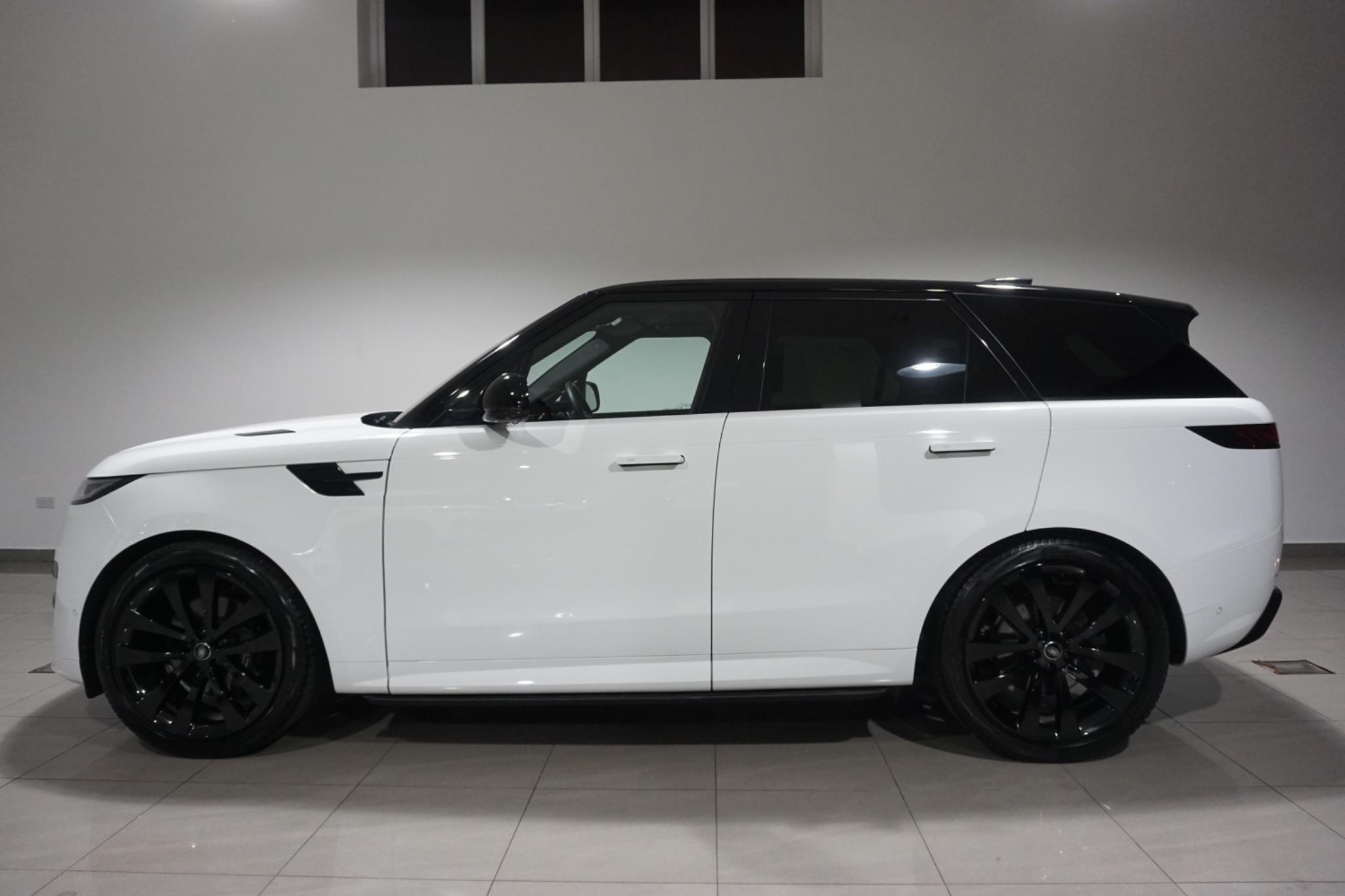 Land Rover Range Rover Sport 3.0 D300 MHEV Dynamic SE Auto 4WD Euro 6 (s/s) 5dr